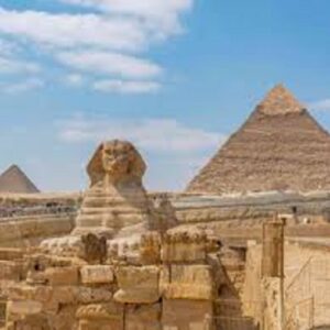 Пирамиды и Старый Египетский музей из Хургады на автобусе