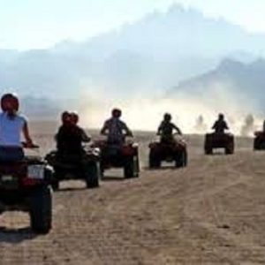 Prywatne Poranne3-godzinne safari Quad i wielbłądy