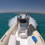 Privates Schnellboot zum Dolphin House4