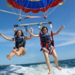 Glasbodenboot Hurghada mit Schnorcheln und Parasailing Trip