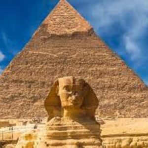 Altes Ägyptisches Museum & Pyramiden – Bus ab Hurghada
