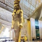 Le Grand Musée Egyptien et pyramides de Gizeh en bus depuis Hurghada